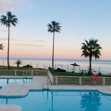 First Line Beach-Amazing Seaview - La Duquesa-Estepona Bahia de Casares Exterior photo