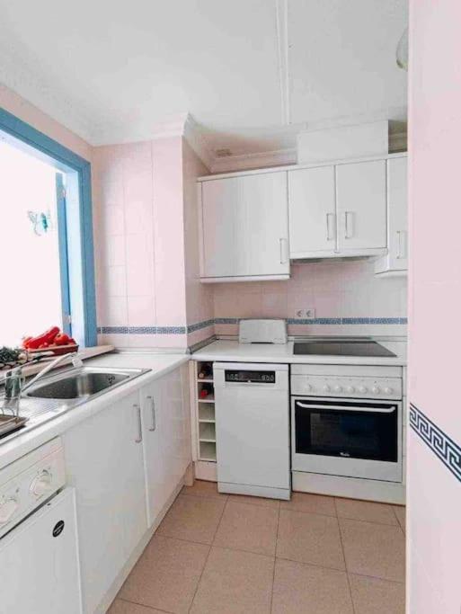 Apartment First Line Beach-amazing Seaview - La Duquesa-estepona
