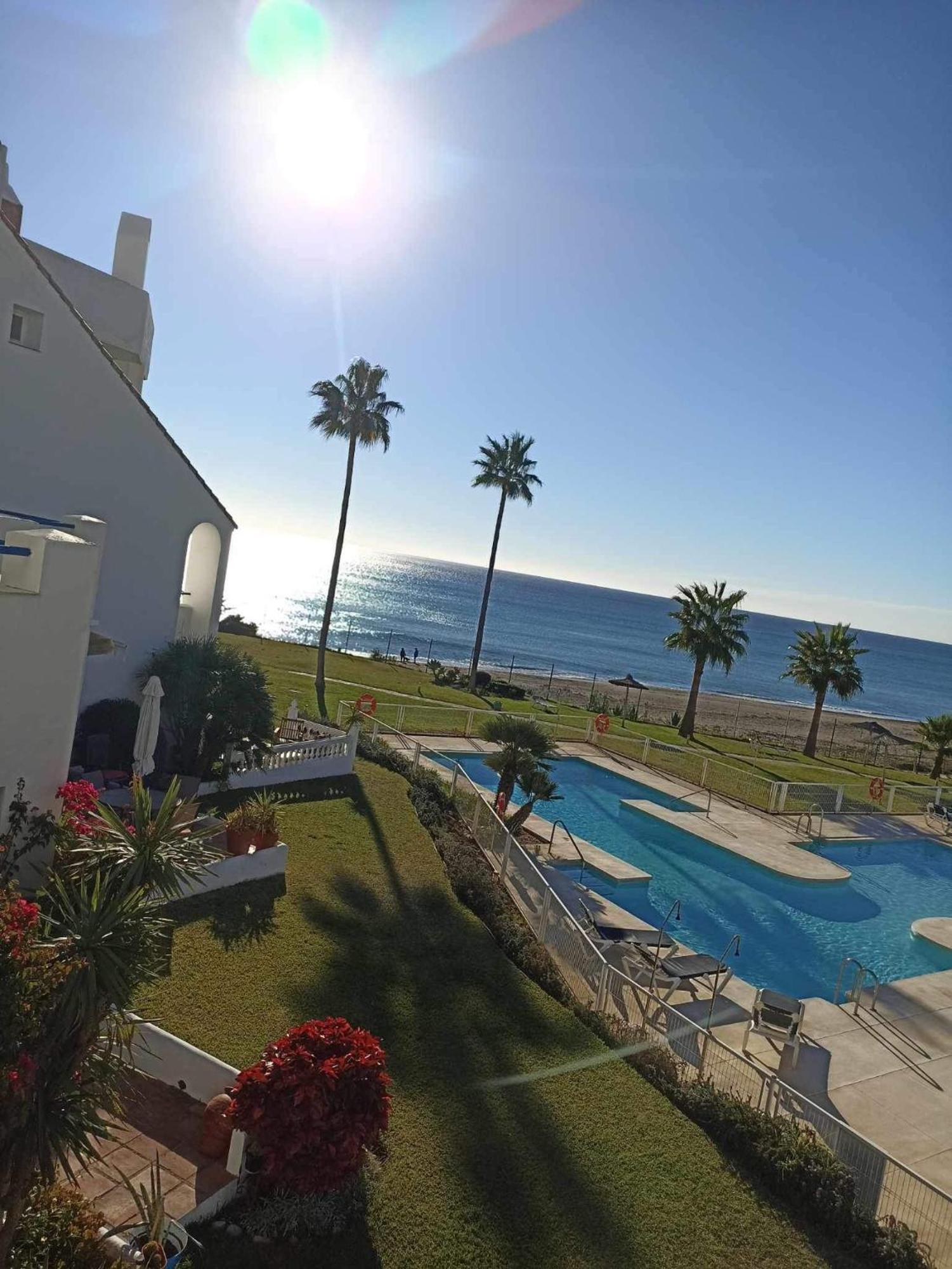 First Line Beach-amazing Seaview - La Duquesa-estepona Bahia de Casares