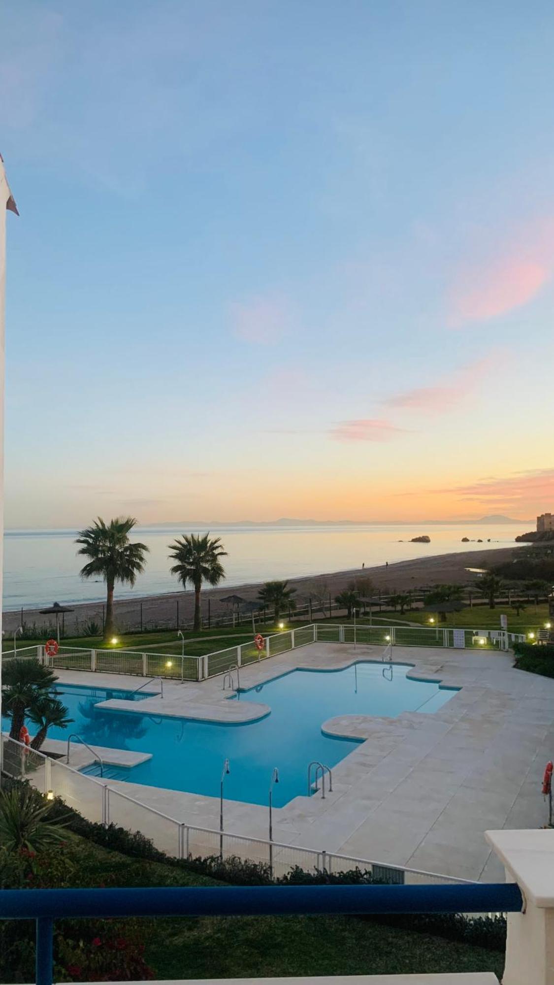 First Line Beach-amazing Seaview - La Duquesa-estepona *